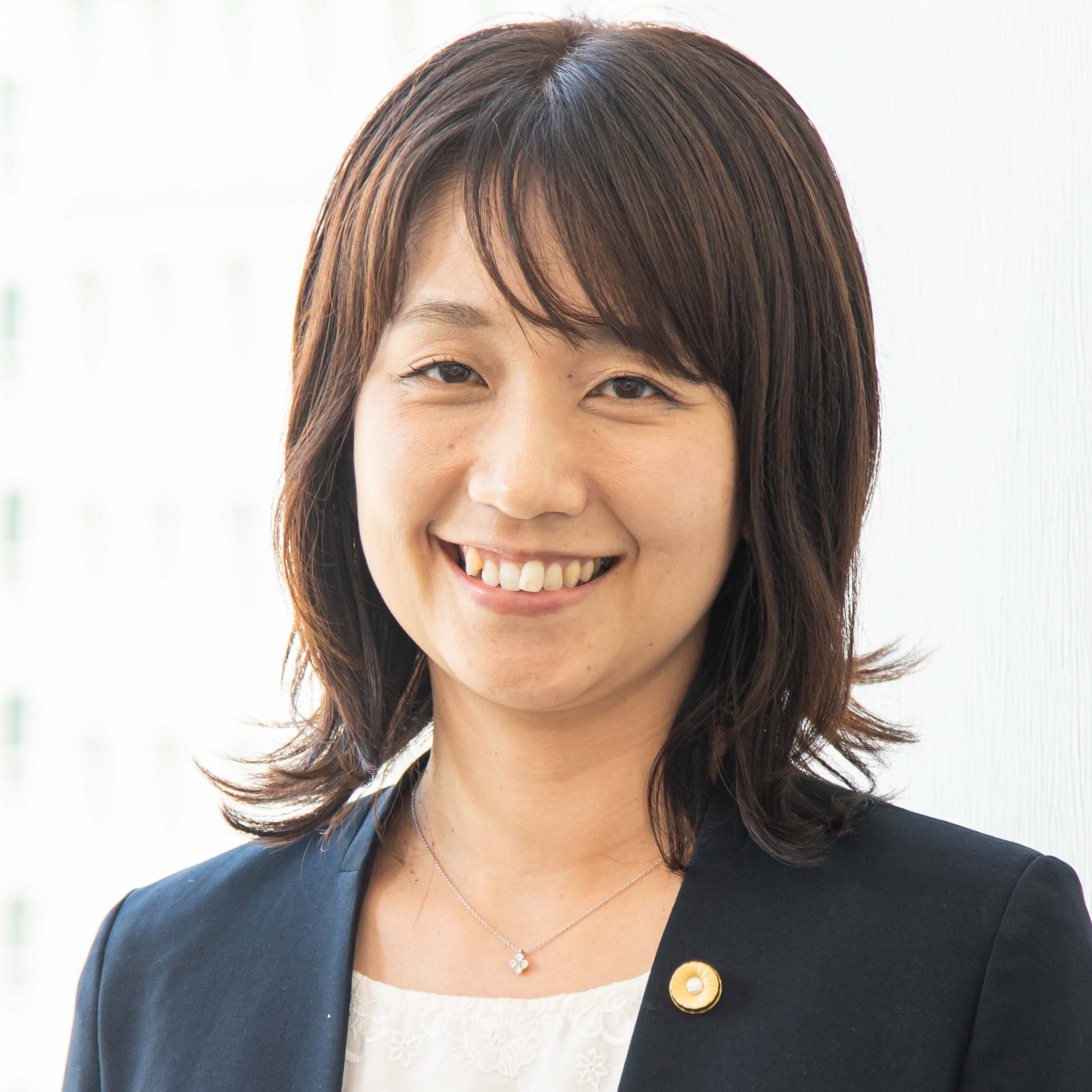 高橋　理恵子